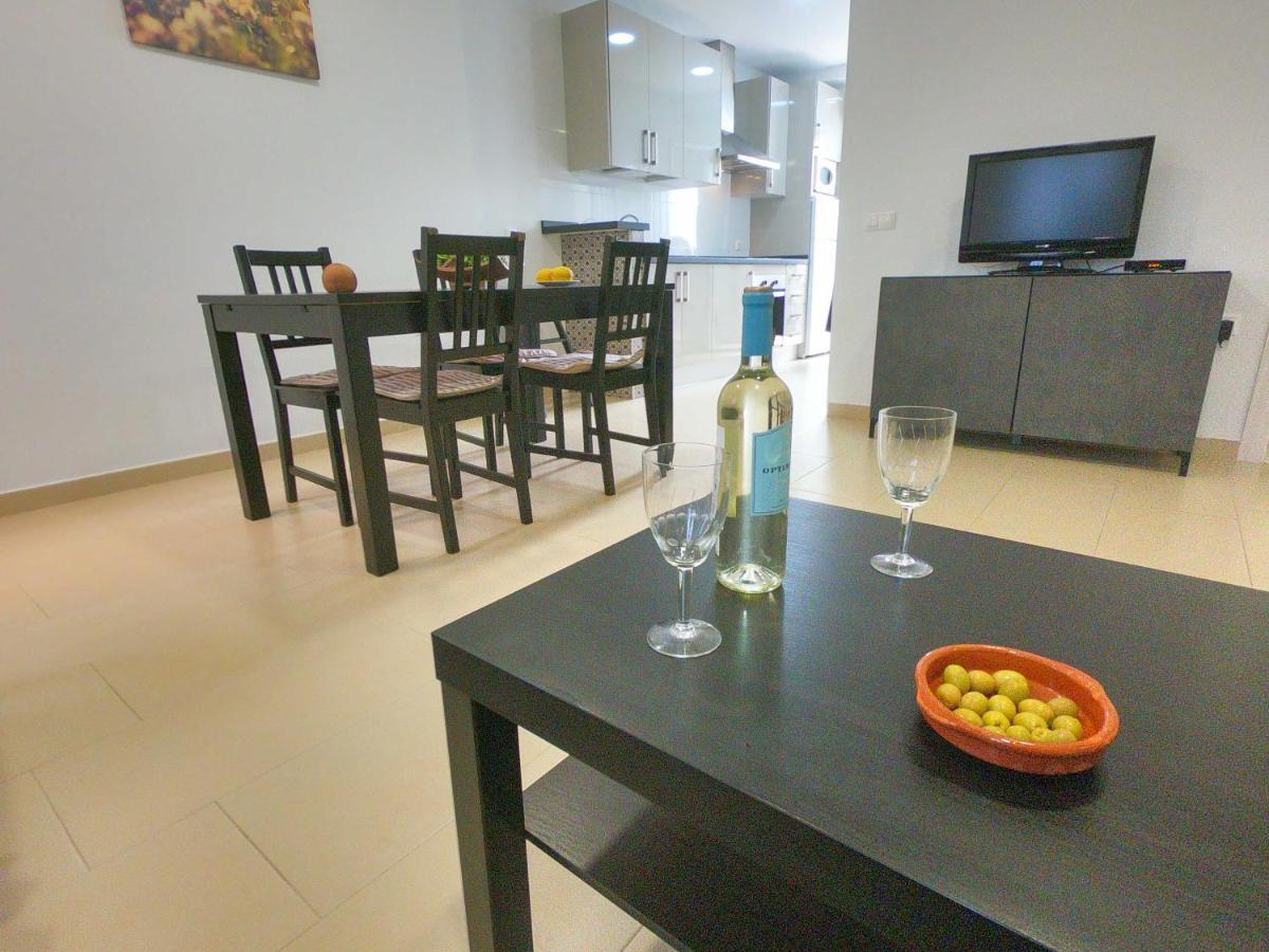 Noria Is A Comfortable Apartment With Patio And Large Terrace In Conil Кониль-де-ла-Фронтера Экстерьер фото
