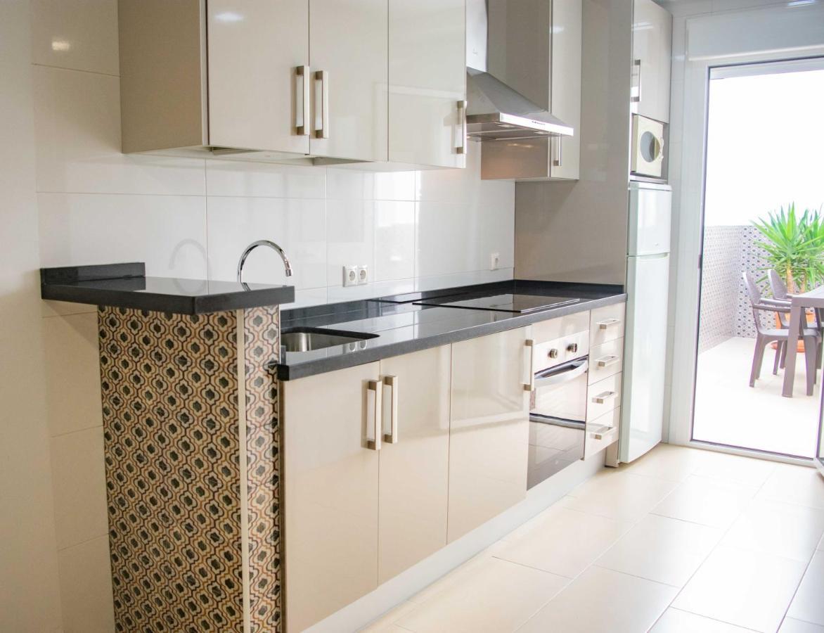 Noria Is A Comfortable Apartment With Patio And Large Terrace In Conil Кониль-де-ла-Фронтера Экстерьер фото